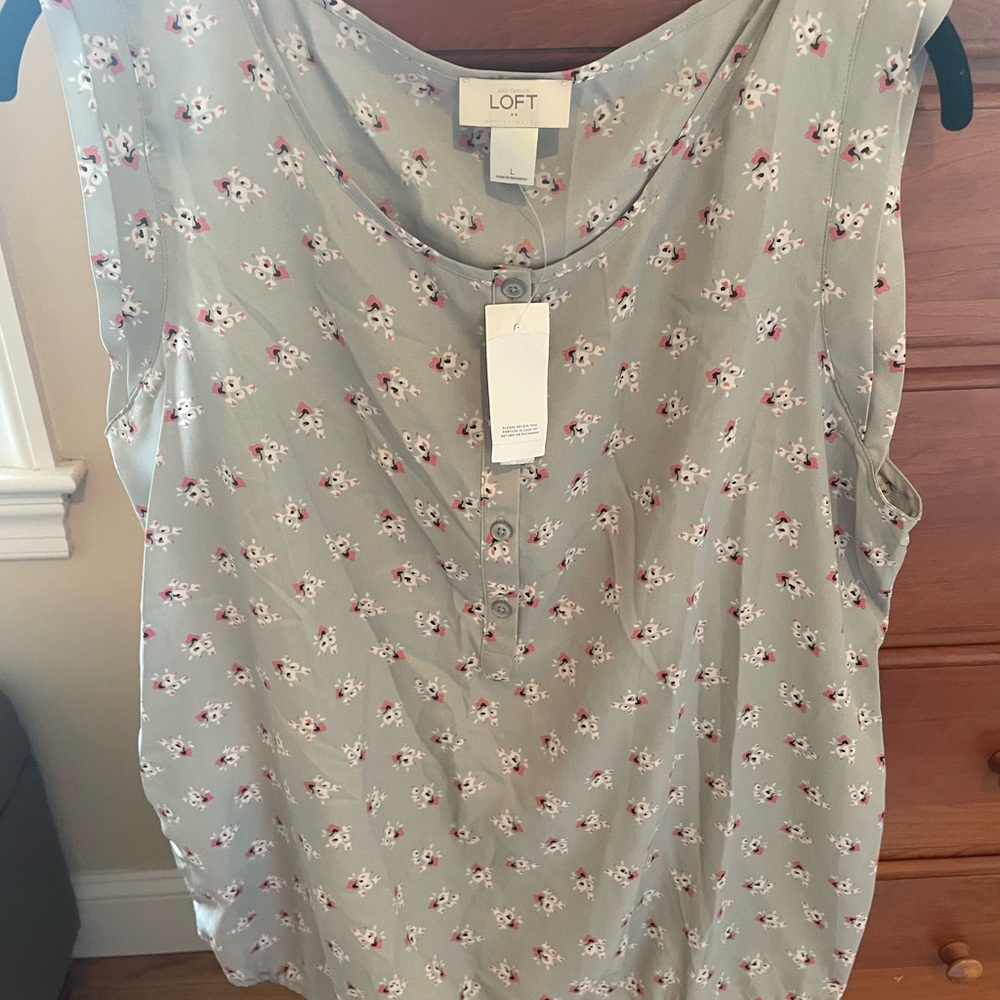 Pretty gray LOFT blouse